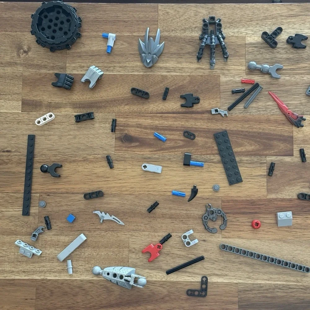 LEGO BIONICLE Hero Factory Bulk Lot of 200+ Parts Pieces 11 oz. SEE PICTURES!